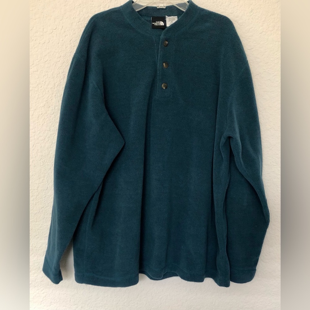 The North Face Men's Fleece Three Button Long Sleeve Shirt